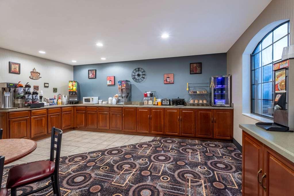 Super 8 By Wyndham Marysville/Port Huron Area Екстериор снимка
