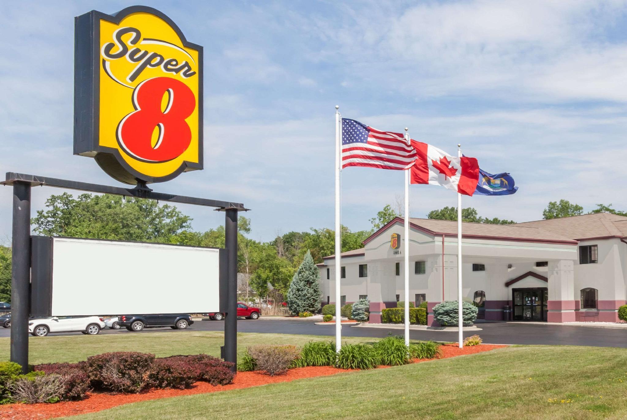 Super 8 By Wyndham Marysville/Port Huron Area Екстериор снимка