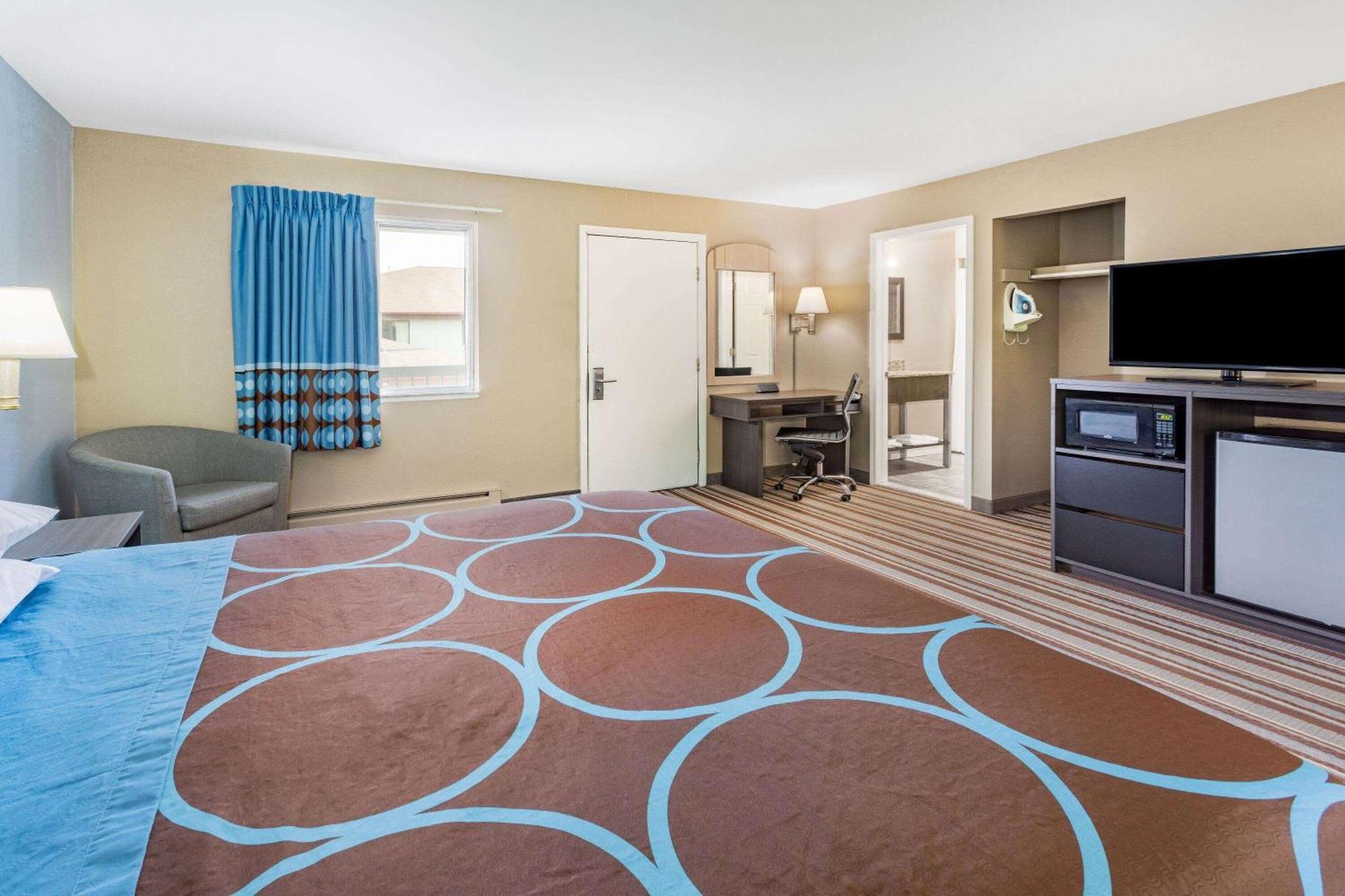 Super 8 By Wyndham Marysville/Port Huron Area Екстериор снимка