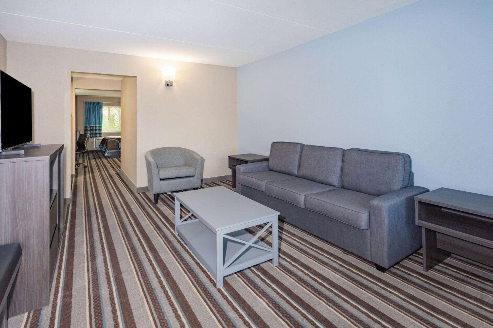 Super 8 By Wyndham Marysville/Port Huron Area Екстериор снимка
