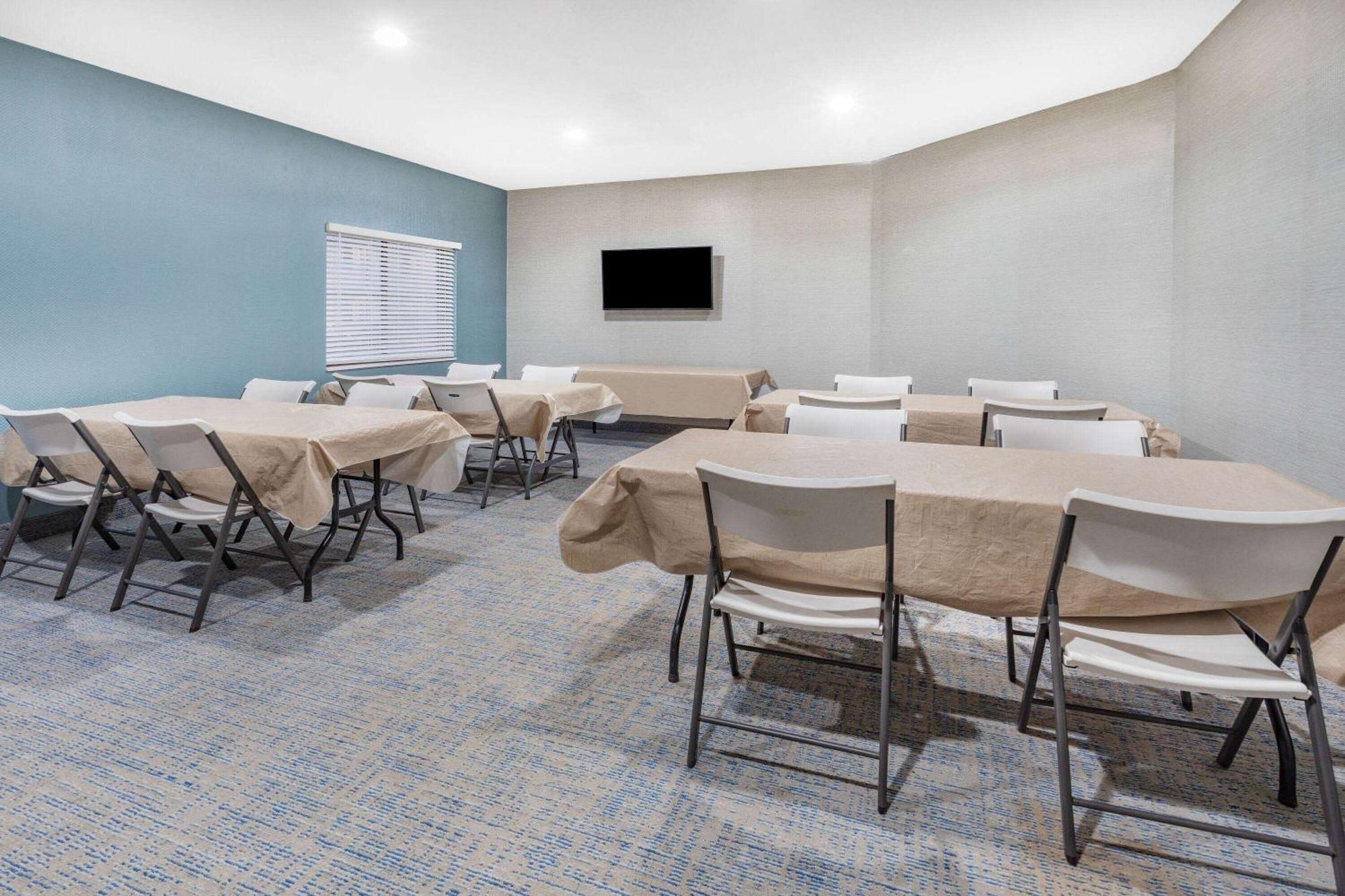 Super 8 By Wyndham Marysville/Port Huron Area Екстериор снимка