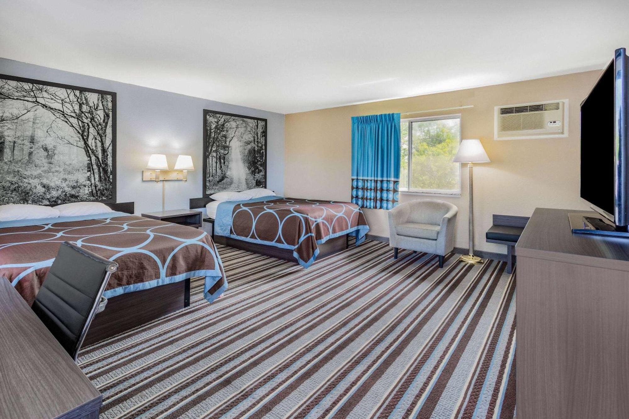 Super 8 By Wyndham Marysville/Port Huron Area Екстериор снимка