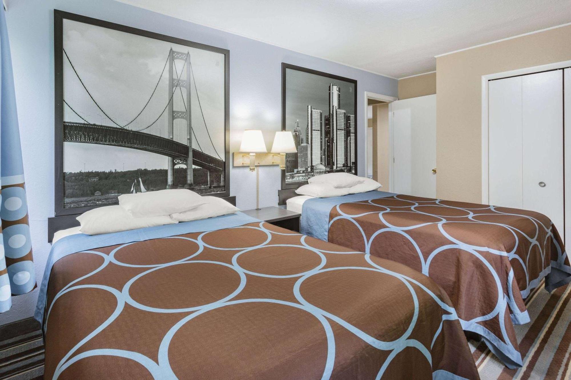 Super 8 By Wyndham Marysville/Port Huron Area Екстериор снимка